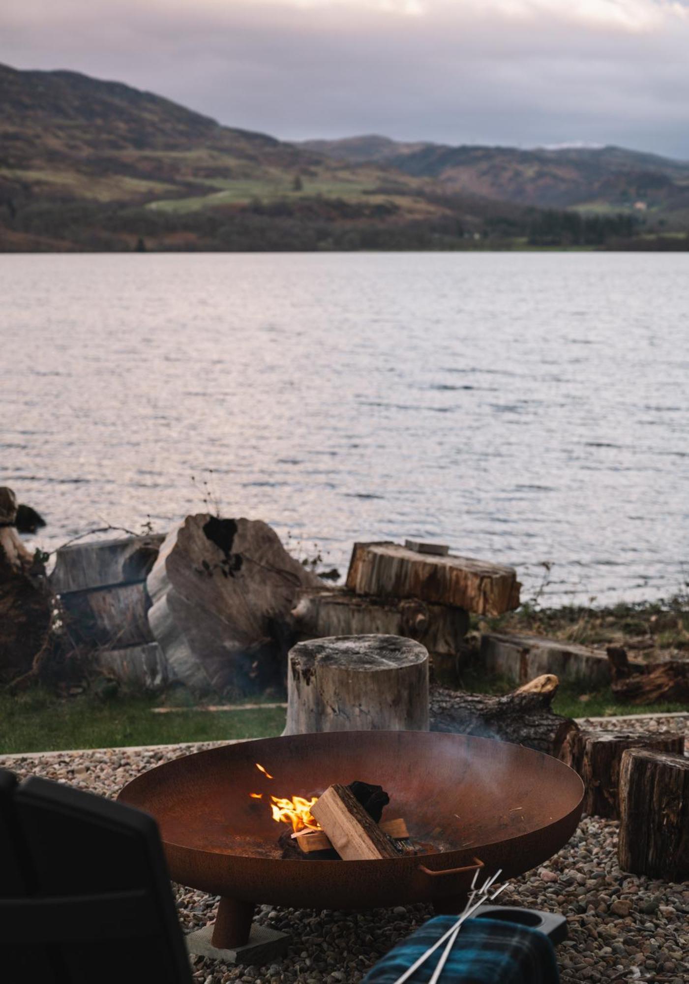 Shoreland Lodges - Holly Lodge Fort Augustus Extérieur photo