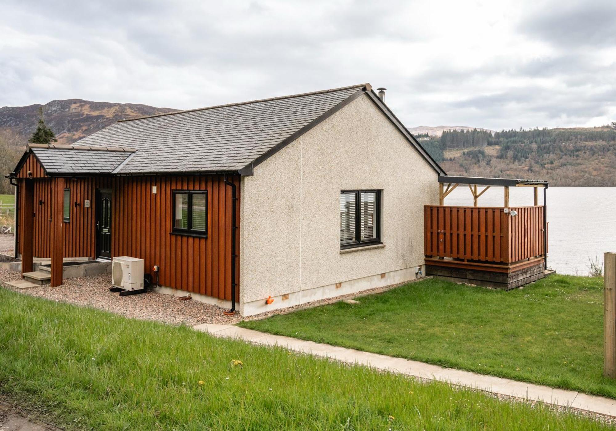 Shoreland Lodges - Holly Lodge Fort Augustus Extérieur photo